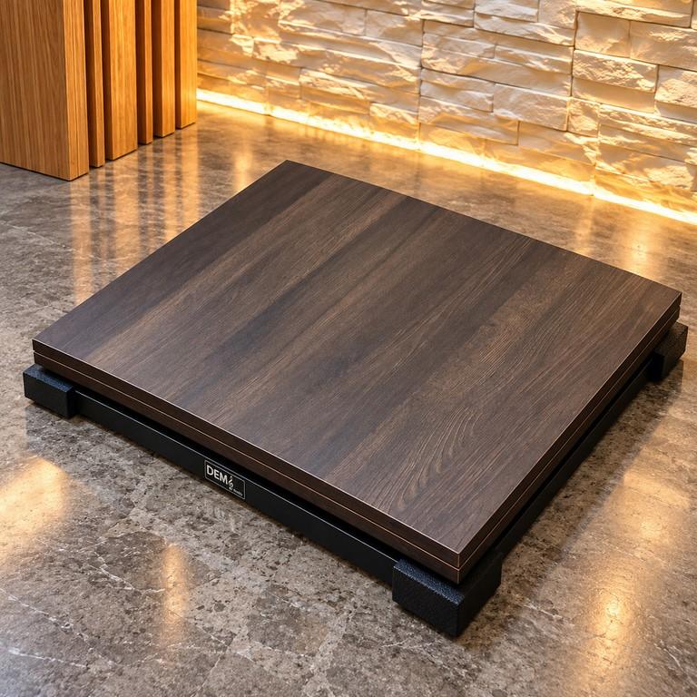 Base audio hi-fi Demaudio amplificatori GRAVITY stand Demaudio eucalipto