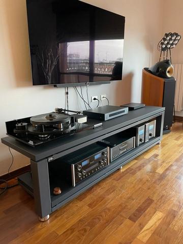Varie Demaudio Extrema claasic two made in Italy personalizzato su misura per ogni ambiente showroom Mobile hi-fi artigianale ExTrema Classic two Demaudio