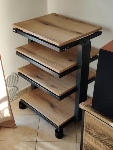 Rack mobiletto hi-fi Demaudio aurea basic line Demaudio personalizzato V2 tower Rack hi-fi artigianale Aurea Basic Line per impianti audio V2 TOWER