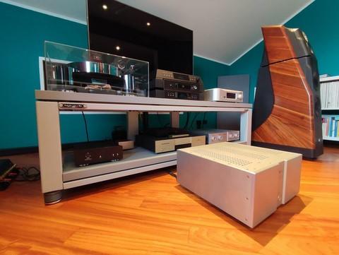 Varie Demaudio Extrema claasic two made in Italy personalizzato su misura per ogni ambiente showroom Mobile hi-fi artigianale ExTrema Classic two Demaudio