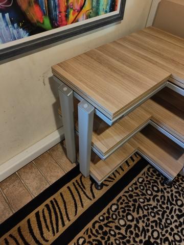 Aurea plus hi-fi rack su misura e finitura ad angolo