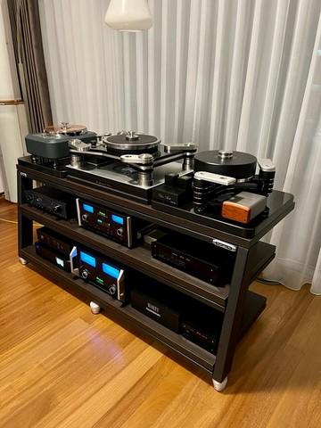 Demaudio EVO torre di Pisa rack nero e wnge' 3 ripiani artigianale Mobile hi-fi artigianale ExTrema EVO torre di Pisa Demaudio
